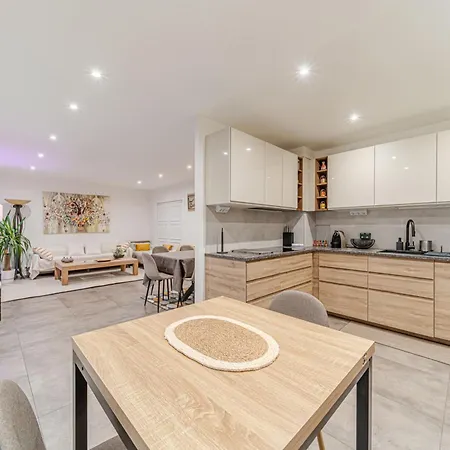 Appartement Boileau Charming 2-bedroom Near Tete D'or *